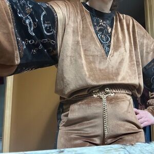 Women's suit brown and Black Sports Brand TATU